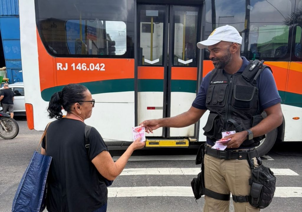 campanha-no-transito-especial-pelo-mes-da-mulher-em-mesquita