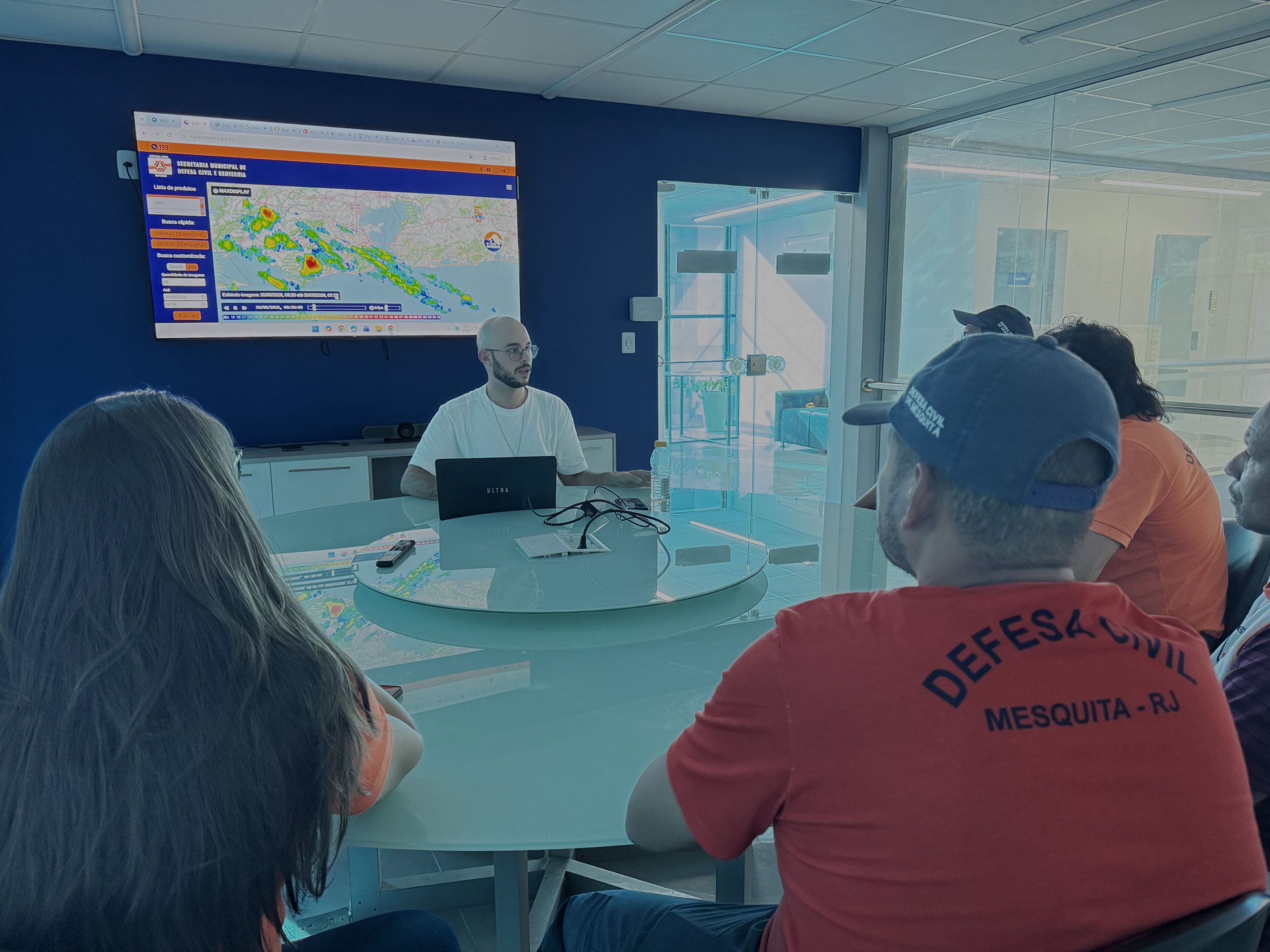 defesa-civil-recebe-capacitacao-de-nocoes-de-meteorologia-no-cco